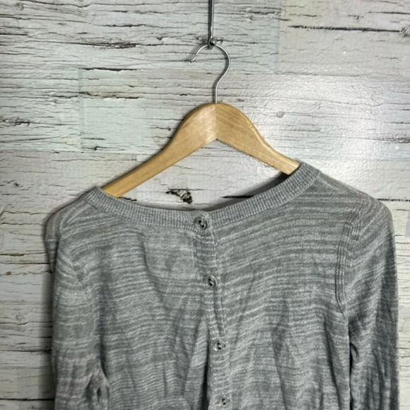 ANGEL OF THE NORTH ANTHROPOLOGIE GRAY SWEATER SZ L - Picture 8 of 12